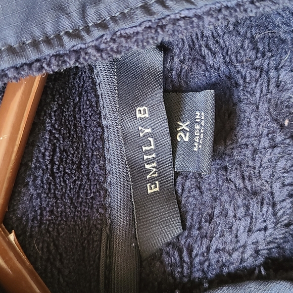 Jacket - Picture 2 of 3